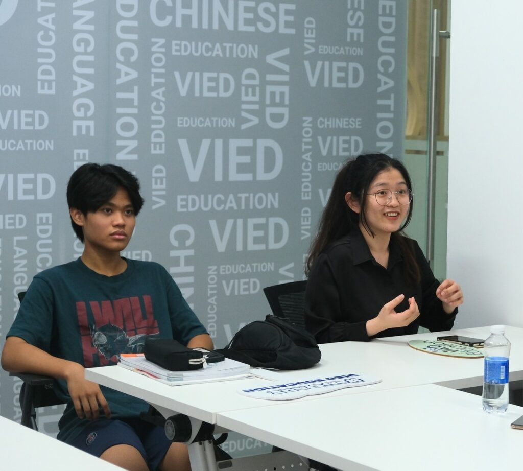 b725e116e2dee3b0dbcecc63060403ac