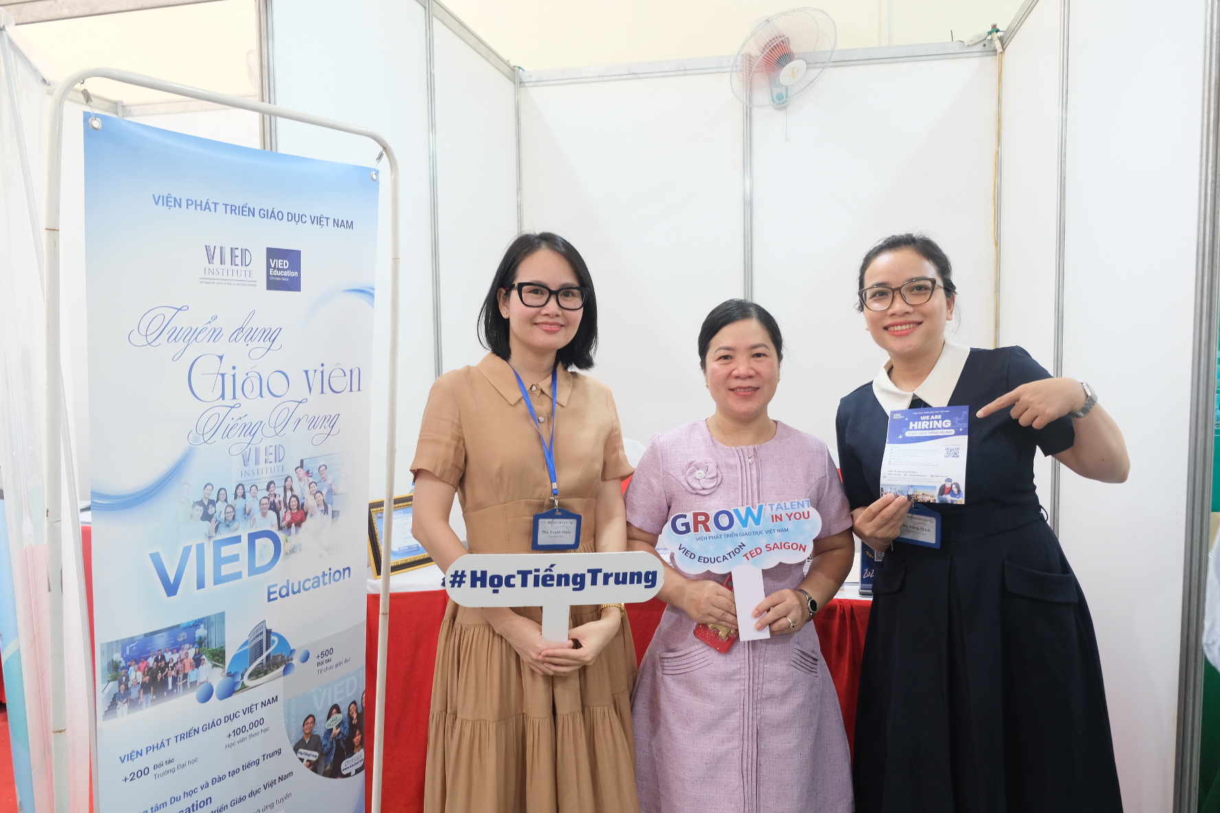 22c4aada6b12081b2f8b125029a93fba