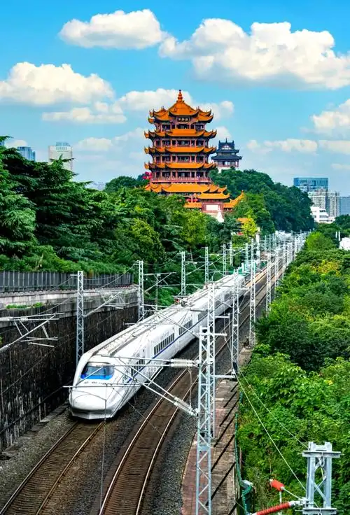 Vũ Hán – Khám phá thành phố bên sông Dương Tử và trung tâm giáo dục nổi tiếng Trung Quốc 12 Vũ Hán – Khám phá thành phố bên sông Dương Tử và trung tâm giáo dục nổi tiếng Trung Quốc